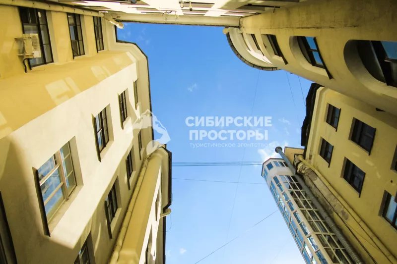 Дворы-колодцы, Санкт-Петербург